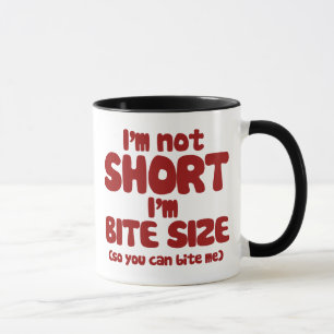 Mug Je ne suis pas petit Je suis mordante