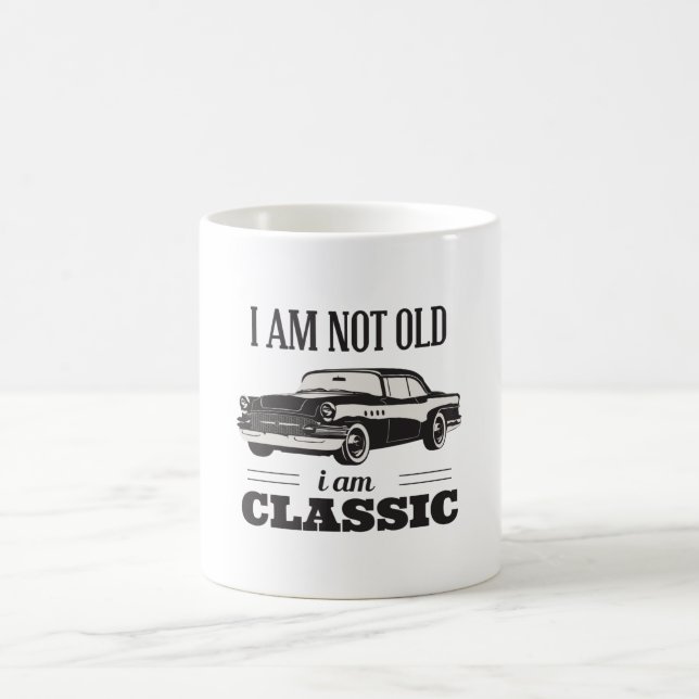 Mug Je ne suis pas vieux, je suis Classique (Centre)