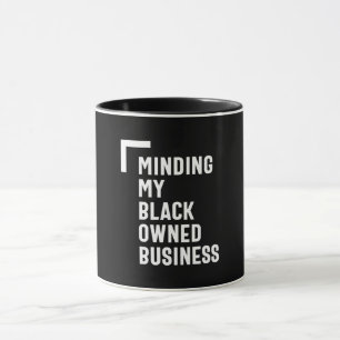 Mug Je pense à mon entreprise noire chemise Entreprene