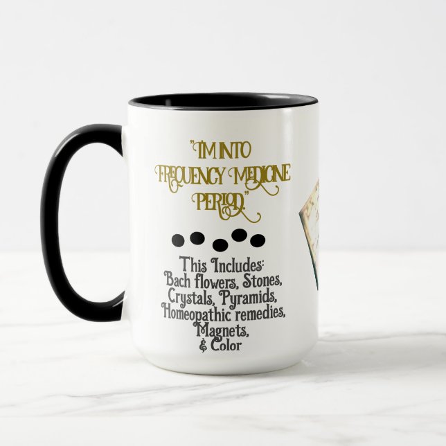 Mug Je suis dans la typographie de la médecine de fréq (Gauche)