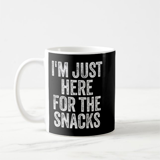 Mug Je suis juste ici pour les snacks Amoureux de nour (Gauche)