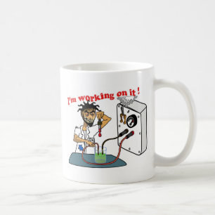 Mug Je travaille à lui