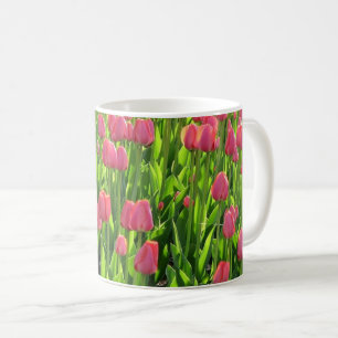 Mug Joli champ de tulipes roses