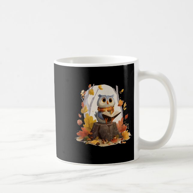 Mug Joli Livre Chouette Amoureuse En Costume De Forêt  (Droite)