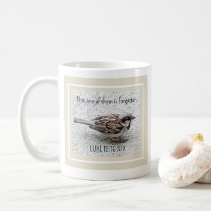 Mug Joli Oiseau Bruant Photo Bible Verse Simple Tan Co