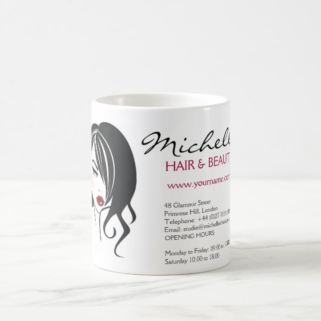 Mug Jolie fille avec cheveux ondulés Icône maquillage (Centre)