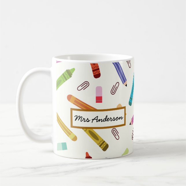 Mug Jolis crayons et crayons Nom de l'enseignant  (Gauche)