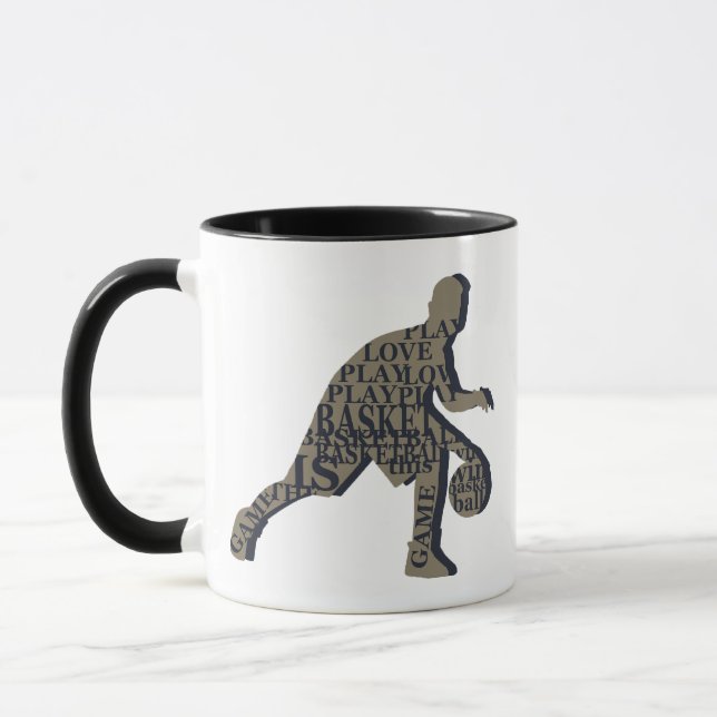 Mug joueur de basketball dribant avec texte intégral d (Gauche)