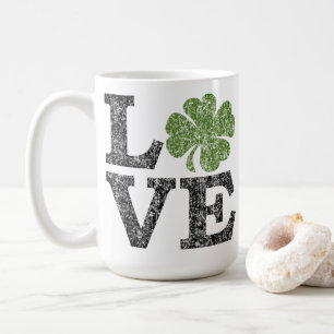 Mug Jour de la Saint Patrick LOVE avec shamrock