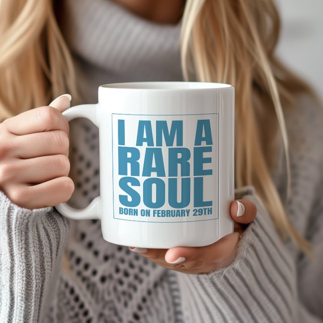 Mug Jour du baut 29 février Année du baut Anniversaire (Embrace your Leap Day birthday celebration with this cozy mug, perfect for savoring the moment!)