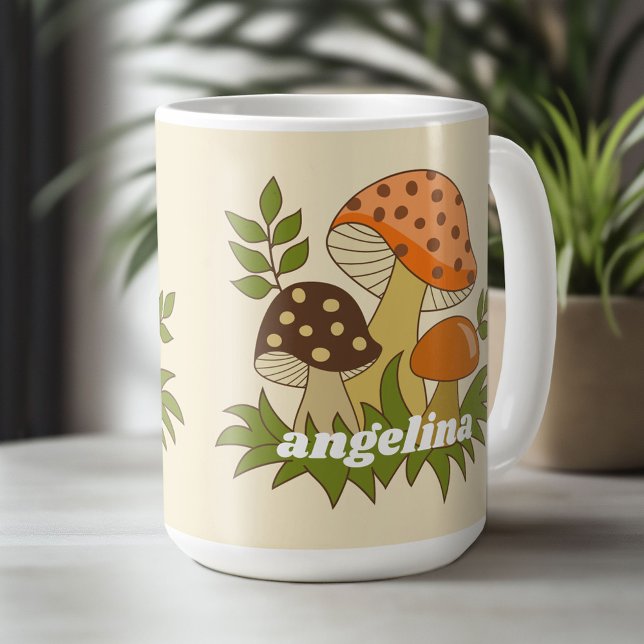 Mug Joyeux champignons avec nom personnalisé (Custom Merry Mushroom Mug - Personalize with Your Name or Initials)
