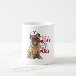 Mug Juste une infirmière qui aime les carlins.