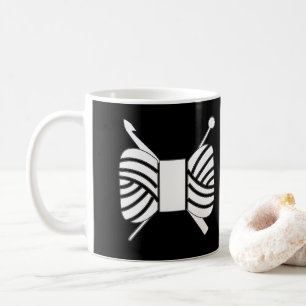Mug Knit + Crochet Yarn Skein Artisanat {Dark}