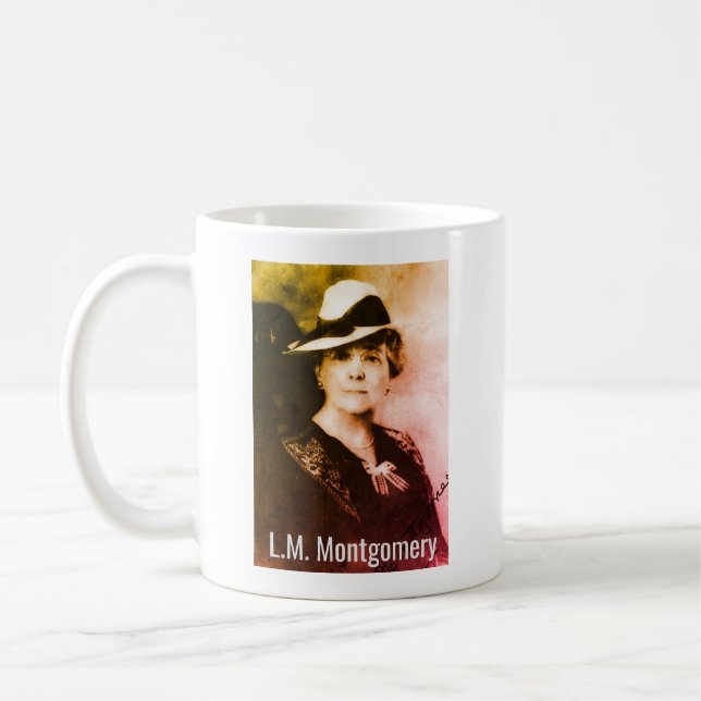 Mug L. M. Montgomery (vers 1936) (Gauche)