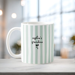 Mug La grand-mère de bébé personnalisée avec des rayur