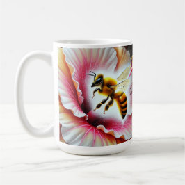 Mug La pollinisation d'une fleur d'Hibiscus en fleurs