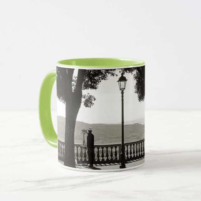 Mug La Toscane. L'Italie. Cortona. (Devant gauche)