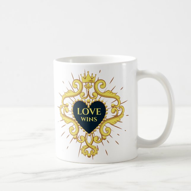 Mug L'amour gagne Valentines Gold Couronne Frame (Droite)
