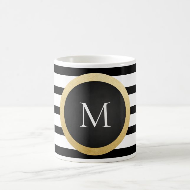 Mug Le blanc noir élégant moderne barre le monogramme (Centre)
