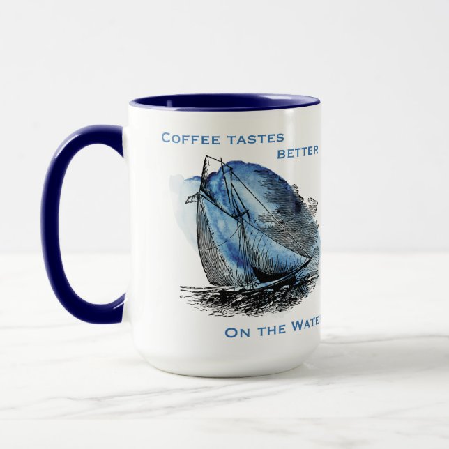 Mug Le café meilleur sur le bateau à voile (Gauche)