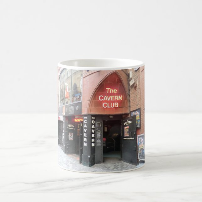 Mug Le club de caverne dans la rue de Mathew de (Centre)