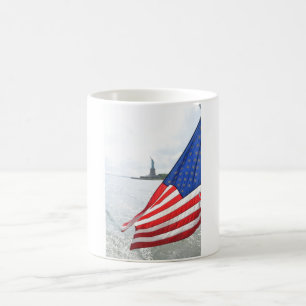 Mug Le Drapeau Dépend De La Statue De La Liberté.