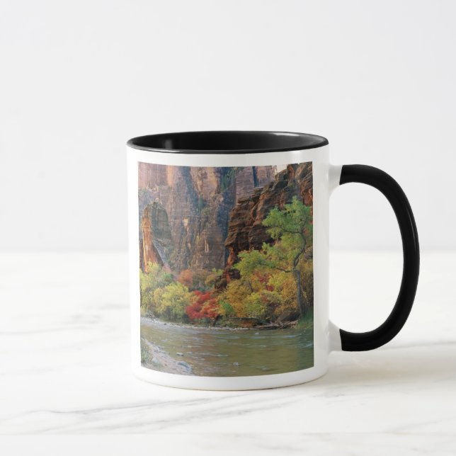 Mug Le feuillage d'automne le long de la rivière Virgi (Droite)