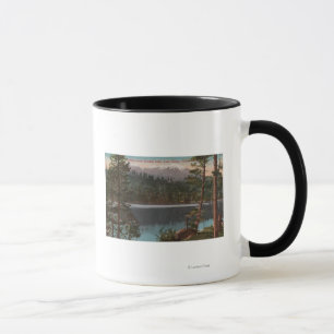 Mug Le lac Tahoe, CA - regardant à travers le lac