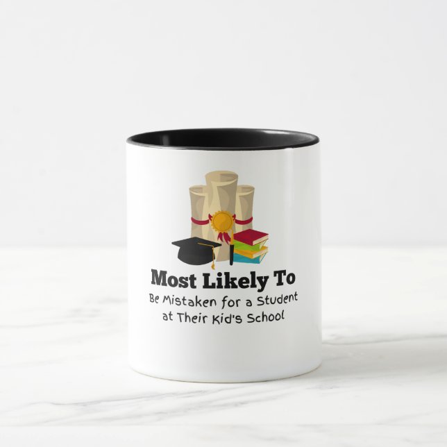 Mug Le plus susceptible d'être confondu cadeau de dipl (Centre)