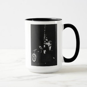 Mug Le président américain John Kennedy lors d'une con