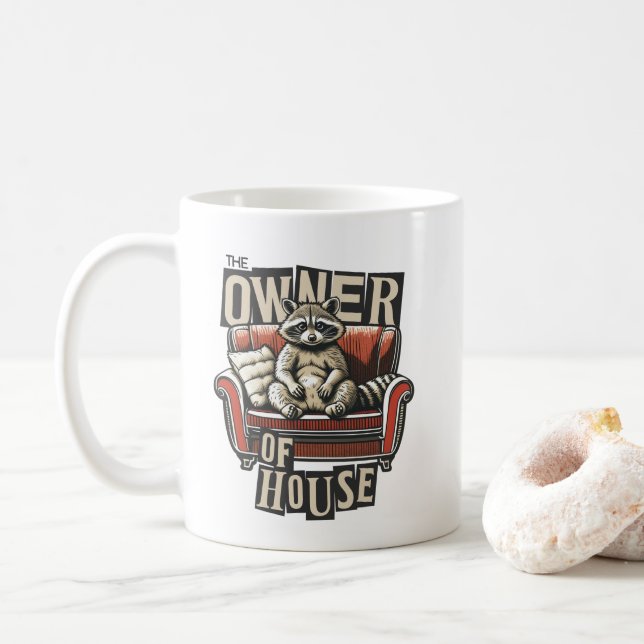Mug Le propriétaire de la maison design fun pour les a (Avec donut)