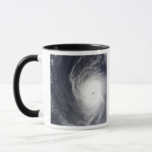 Mug Le Super Typhoon Melor survole l'océan Pacifique
