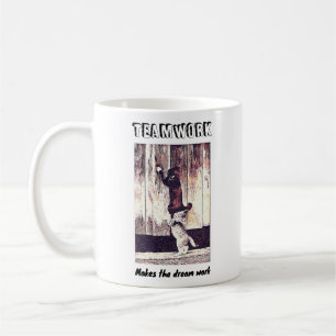 Mug Le Travail D'Équipe De Chats Amusants Fait Le Tra