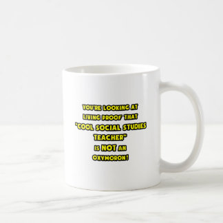 Mug L'enseignant cool en études sociales n'est PAS un