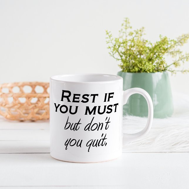 Mug Les citations de musiques motivationnelles inspire (Script typography motivational modern quote. Inspire with trendy, simple elegant black and white.)