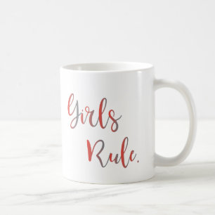 Mug Les Filles Régissent. Cool de typographie inspiran