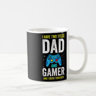 Mug Les hommes ont deux titres Papa et joueur et j'en