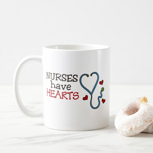 Mug Les infirmières ont des coeurs (Avec donut)