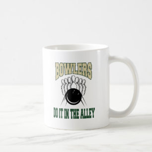 Mug Les lanceurs le font dans l'allée