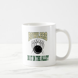 Mug Les lanceurs le font dans l'allée