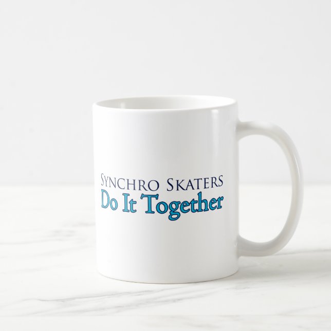 Mug Les patineurs synchro le font ensemble (Droite)
