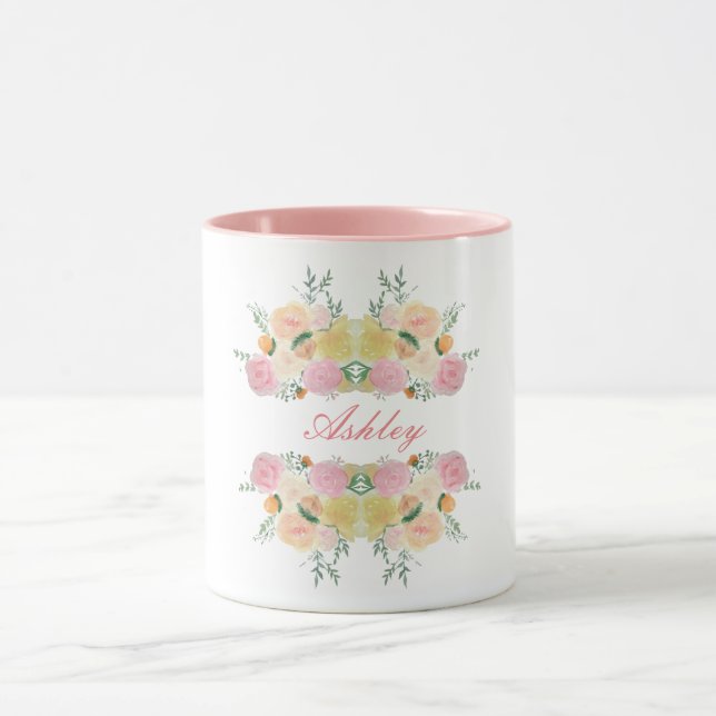 Mug Les roses floraux chics de pivoine ont (Centre)