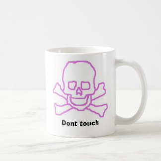Mug les skullandbones, ne touchent pas