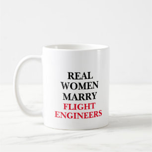 Mug Les vraies femmes épousent les ingénieurs de vol