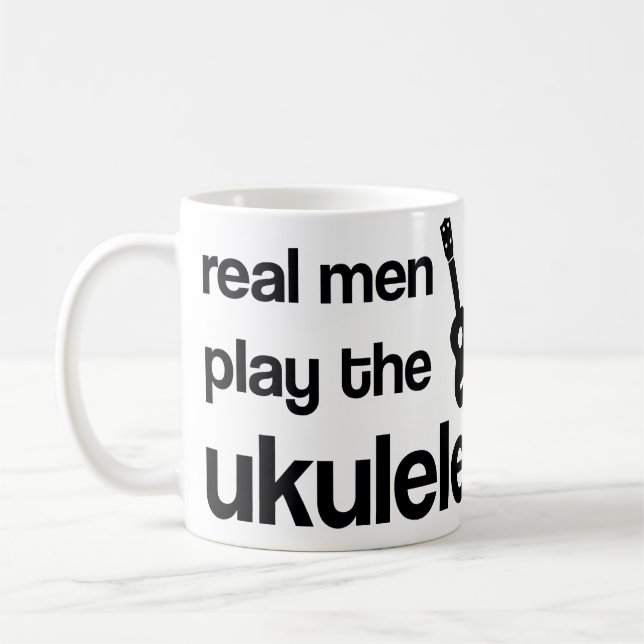 MUG LES VRAIS HOMMES JOUENT L'UKULÉLÉ (Gauche)