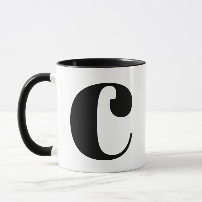 MUG LETTRE INITIALE C NOIR ET BLANC (Gauche)