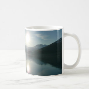 Mug Lever de soleil sur le fjord College en Alaska Pho