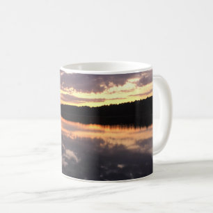 Mug Lever de soleil sur le lac Bear