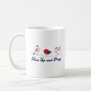 Mug Levez-vous et priez Oiseaux patriotiques