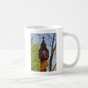 Mug lézard gris sur bois usé